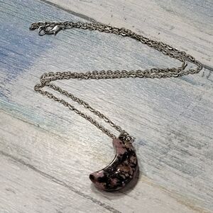 Rhodonity Pendant Necklace.